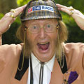 pic_john_mccririck.jpg