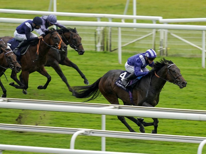 Minzaal wins the Gimcrack Minzaal wins the Gimcrack